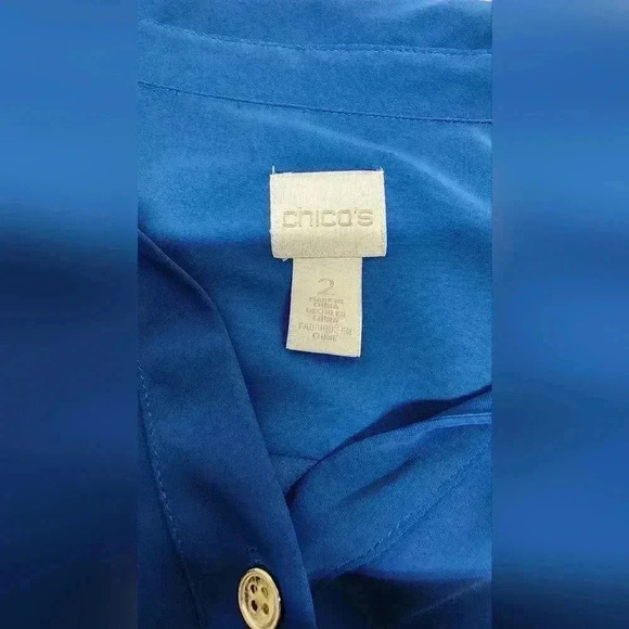 CHICO'S SIZE 2 (Large) Turquoise Pleated Back Button Down Blouse - Picture 4 of 11